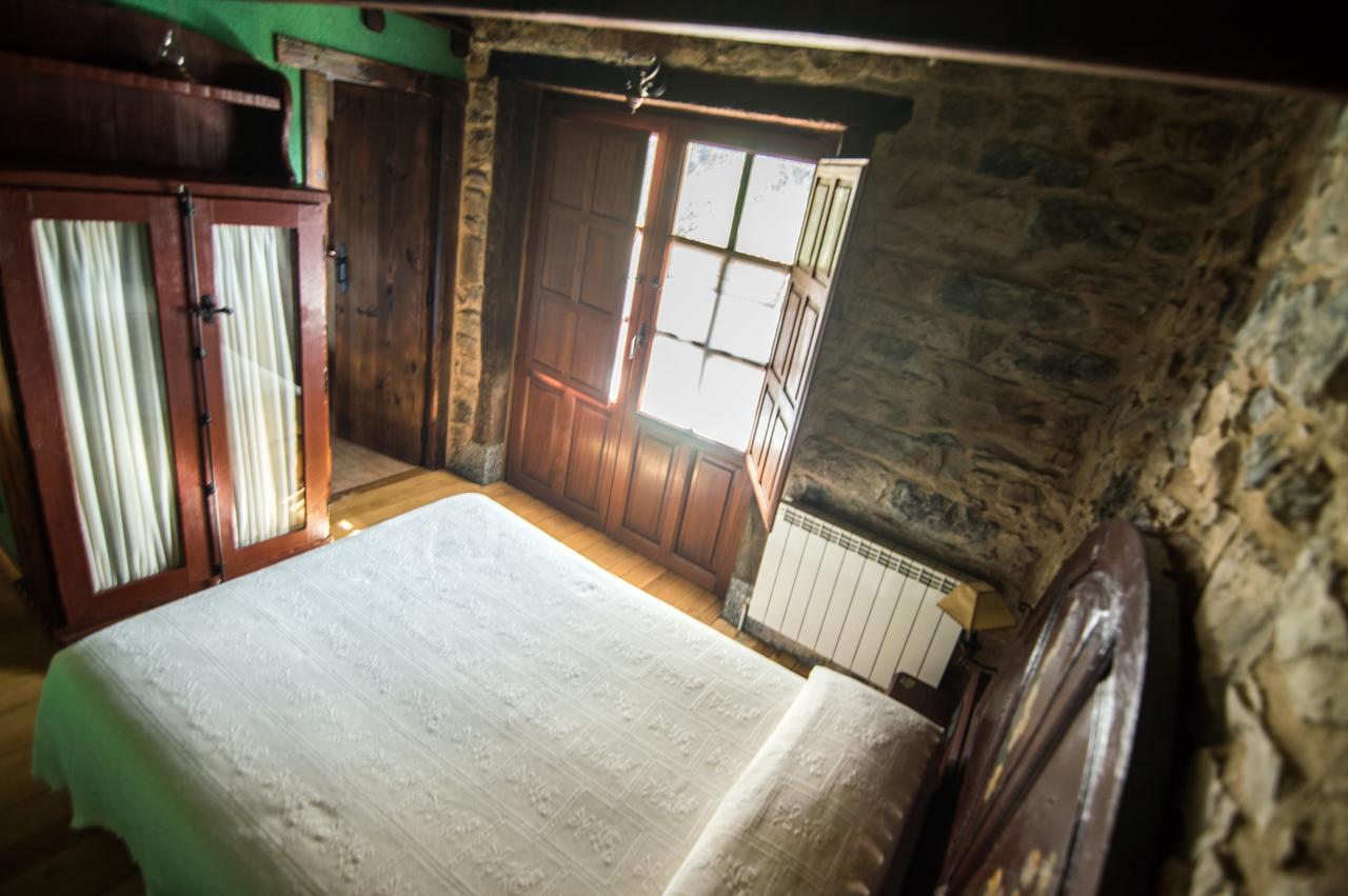 Casa Rural La Catedral De La Montana Guest House Lois Екстериор снимка