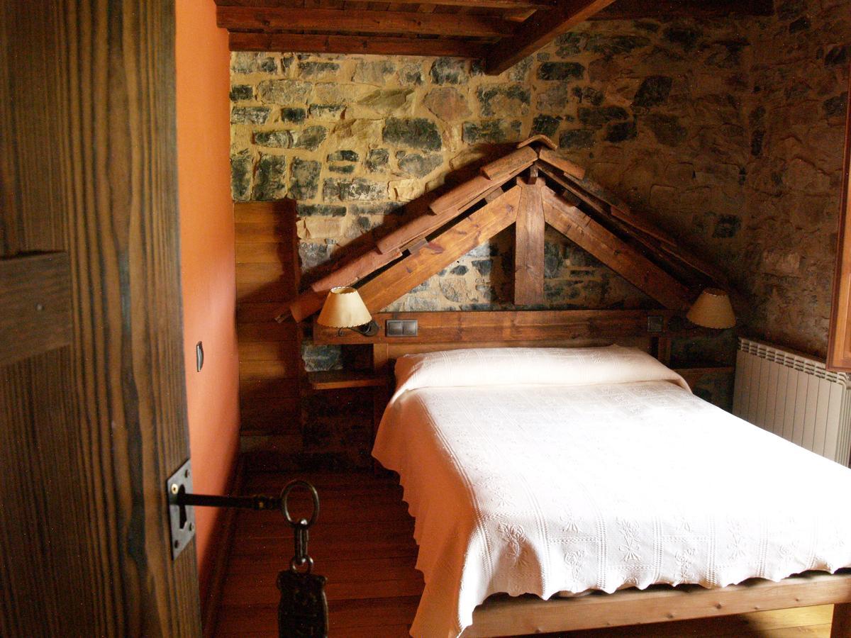 Casa Rural La Catedral De La Montana Guest House Lois Екстериор снимка